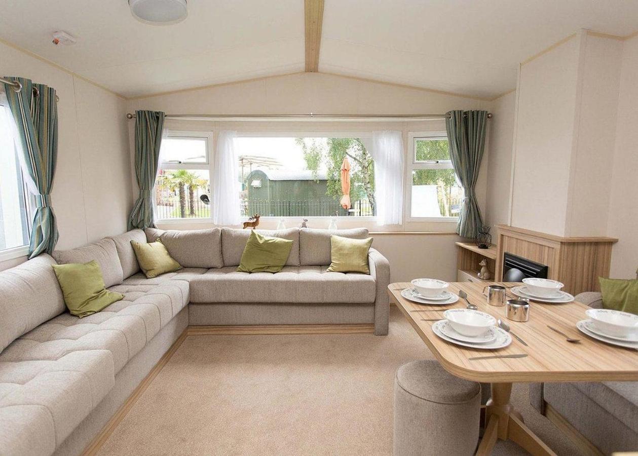 Barmouth Bay Holiday Park Llanddwywe Exterior photo