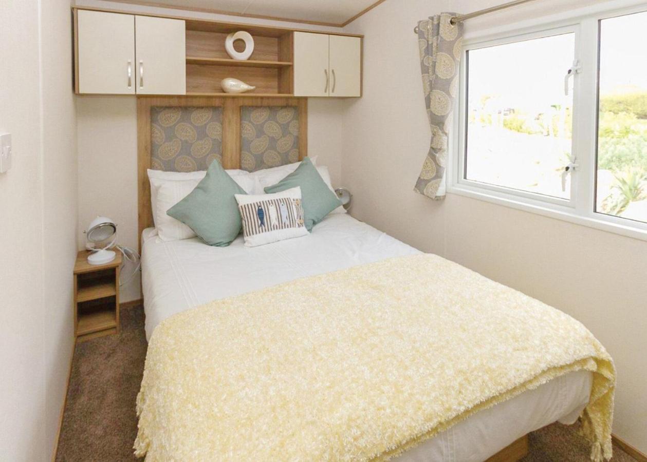 Barmouth Bay Holiday Park Llanddwywe Exterior photo
